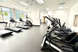 1200 Brickell Bay Dr, Miami, FL 33131 - Photo 15