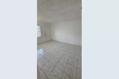 2114 Biarritz Dr #2, Miami Beach, FL 33141 - Photo 5