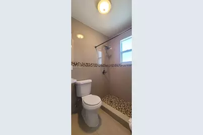 1335 SW 8th St #3, Miami, FL 33135 - Photo 9