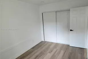 8615 SW 15th St, Pembroke Pines, FL 33025 - Photo 19