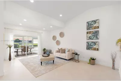 15465 Lake Magnolia Place, Delray Beach, FL 33484 - Photo 5