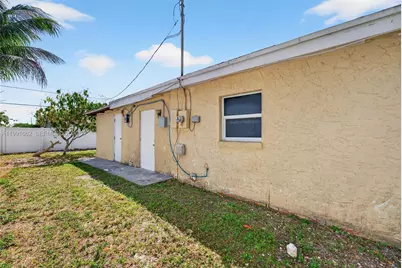 4200 NE 4th Ave, Deerfield Beach, FL 33064 - Photo 29