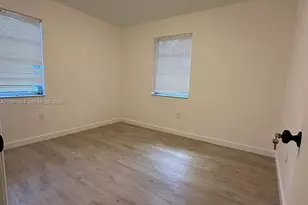 3755 Oak Ave, Miami, FL 33133 - Photo 11