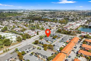 10908 NW 7th St, Miami, FL 33172 - Photo 37