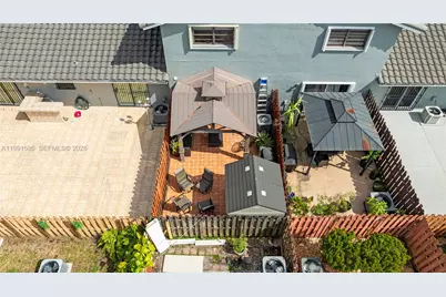 10908 NW 7th St #403, Miami, FL 33172 - Photo 29