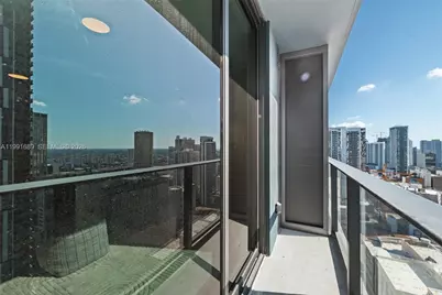 121 NE 5 St #3507, Miami, FL 33132 - Photo 15