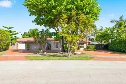 9955 SW 74th St, Miami, FL 33173 - Photo 3
