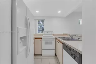 3599 SW 17th St, Miami, FL 33145 - Photo 5