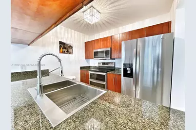 1200 SE Brickell Bay Dr #1707, Miami, FL 33131 - Photo 17