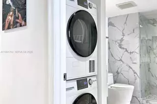 1200 SE Brickell Bay Dr, Miami, FL 33131 - Photo 15