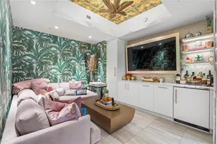 851 NE 1st Ave, Miami, FL 33132 - Photo 11