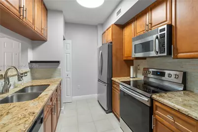 2120 W Preserve Way #202, Miramar, FL 33025 - Photo 7