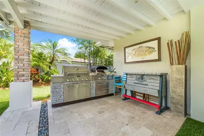 10330 SW 71st Ave, Pinecrest, FL 33156 - Photo 7