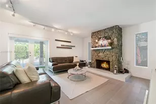 10330 SW 71st Ave, Pinecrest, FL 33156 - Photo 5