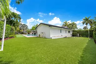 10330 SW 71st Ave, Pinecrest, FL 33156 - Photo 29