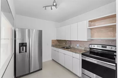 3675 N Country Club Dr #1501, Aventura, FL 33180 - Photo 21