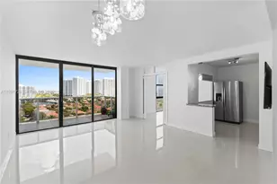 3675 N Country Club Dr, Aventura, FL 33180 - Photo 15