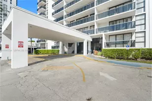 3675 N Country Club Dr, Aventura, FL 33180 - Photo 7