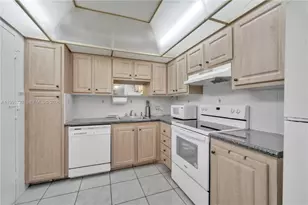 3800 S Ocean Dr, Hollywood, FL 33019 - Photo 7