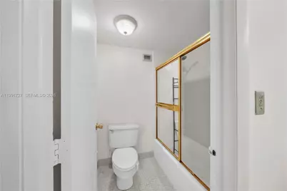 3800 S Ocean Dr #618, Hollywood, FL 33019 - Photo 15