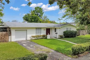 8285 SW 104th St, Miami, FL 33156 - Photo 13
