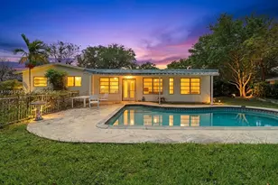 8285 SW 104th St, Miami, FL 33156 - Photo 3