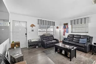 5404 NW 27th Way, Tamarac, FL 33309 - Photo 7