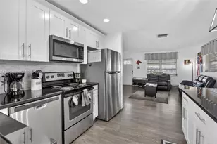 5404 NW 27th Way, Tamarac, FL 33309 - Photo 9