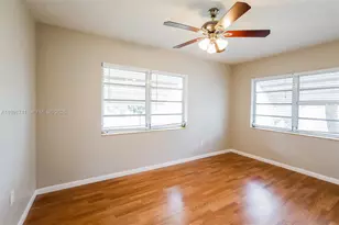 1710 NW 109th St, Miami, FL 33167 - Photo 9
