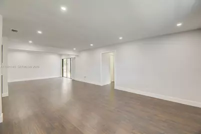 7811 NW 10th St #7811, Pembroke Pines, FL 33024 - Photo 13