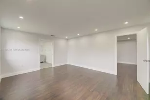 7811 NW 10th St, Pembroke Pines, FL 33024 - Photo 19