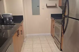 816 NW 11th St, Miami, FL 33136 - Photo 3