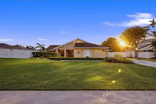 15382 SW 153rd St, Miami, FL 33187 - Photo 23