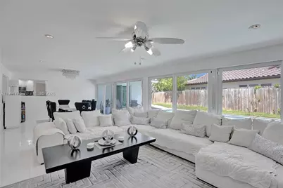 4100 Bayview Dr, Fort Lauderdale, FL 33308 - Photo 21