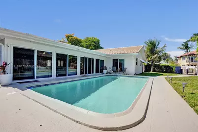 4100 Bayview Dr, Fort Lauderdale, FL 33308 - Photo 9