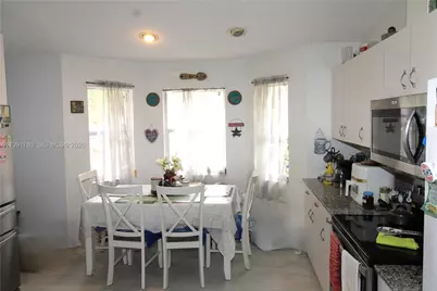 825 N Willow St, Clewiston, FL 33440 - Photo 13