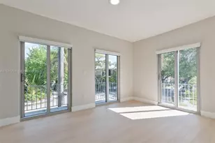 694 NE 76th St, Miami, FL 33138 - Photo 15