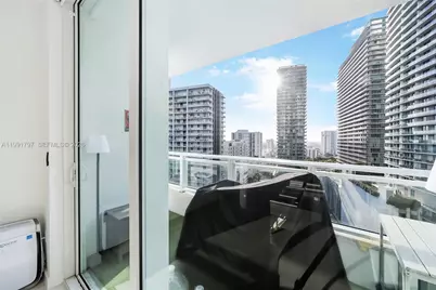 1080 Brickell Ave #1603, Miami, FL 33131 - Photo 17