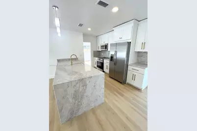 2101 N 56th Ave, Hollywood, FL 33021 - Photo 21