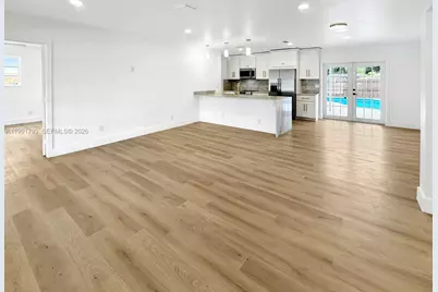 2101 N 56th Ave, Hollywood, FL 33021 - Photo 9