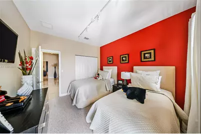 10711 NW 75th Ln, Doral, FL 33178 - Photo 19