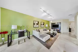 10711 NW 75th Ln, Doral, FL 33178 - Photo 33