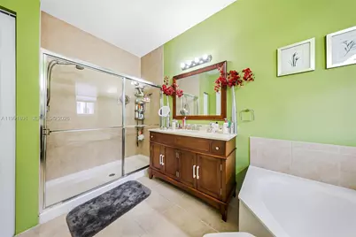 10711 NW 75th Ln, Doral, FL 33178 - Photo 15