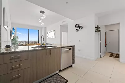 5350 NW 84th Ave #2013, Doral, FL 33166 - Photo 17