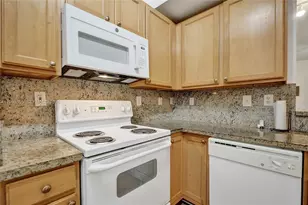 6001 SW 70th St, South Miami, FL 33143 - Photo 5