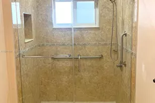 8899 NW 176th Ln, Hialeah, FL 33018 - Photo 15