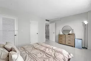 9195 Collins Ave, Surfside, FL 33154 - Photo 15