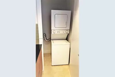 1060 Brickell Ave #2403, Miami, FL 33131 - Photo 17