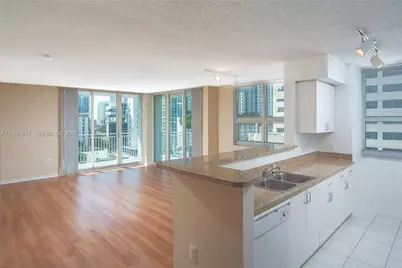 1111 Brickell Bay Dr #3108, Miami, FL 33131 - Photo 3