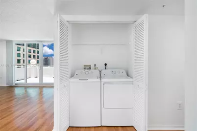 1111 Brickell Bay Dr #3108, Miami, FL 33131 - Photo 7